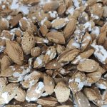 بادام منقا